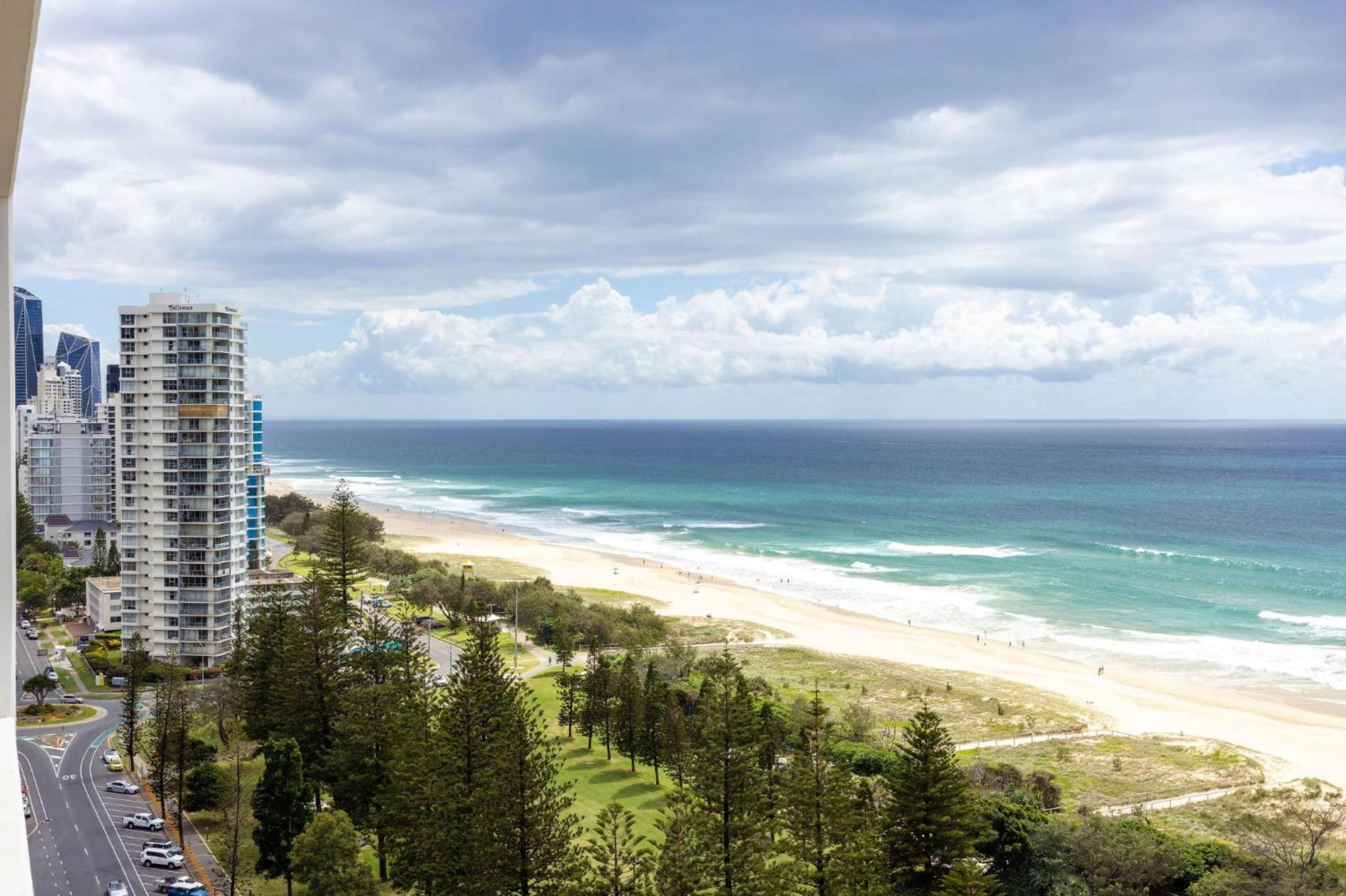 Ultiqa Air On Broadbeach Gold Coast Eksteriør bilde