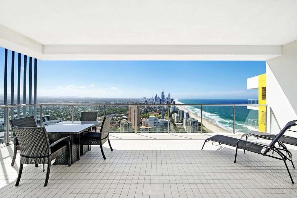 Ultiqa Air On Broadbeach Gold Coast Eksteriør bilde